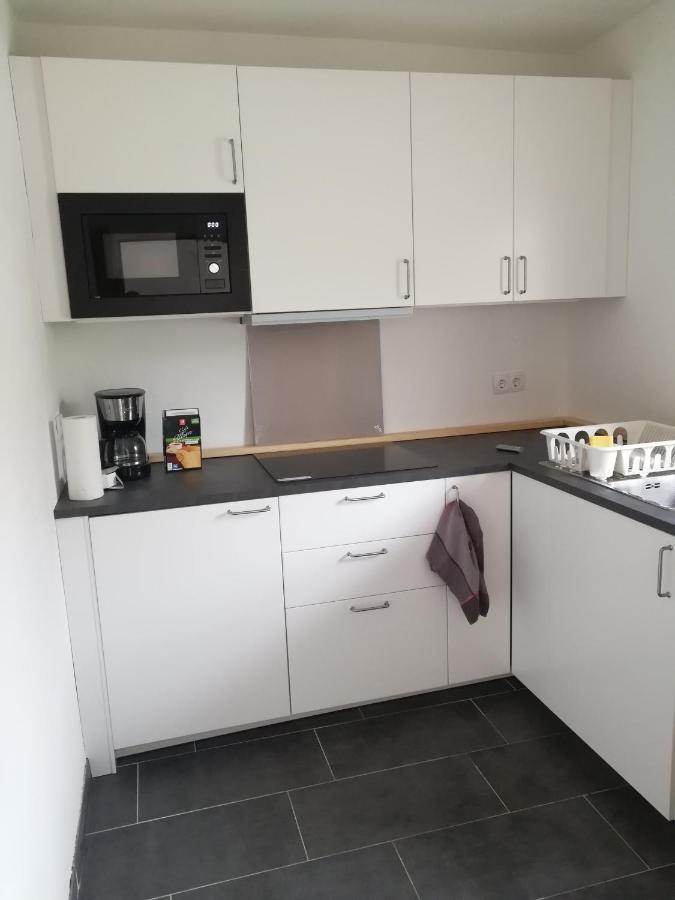 Ehemalige Bibliothek Apartment Fuer 2 Mit Kueche Kamin Netflix Parken Und Hofladen Steinhofel Esterno foto