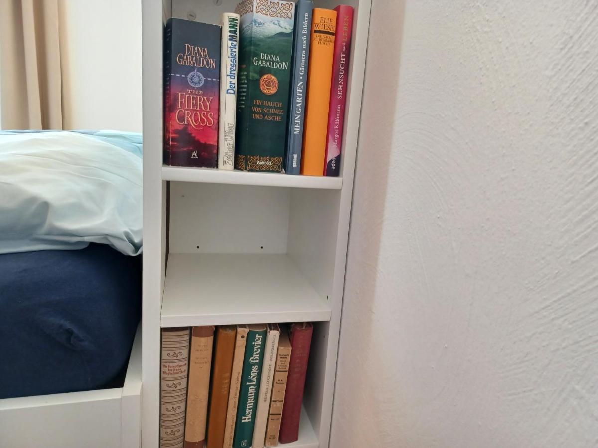 Ehemalige Bibliothek Apartment Fuer 2 Mit Kueche Kamin Netflix Parken Und Hofladen Steinhofel Esterno foto
