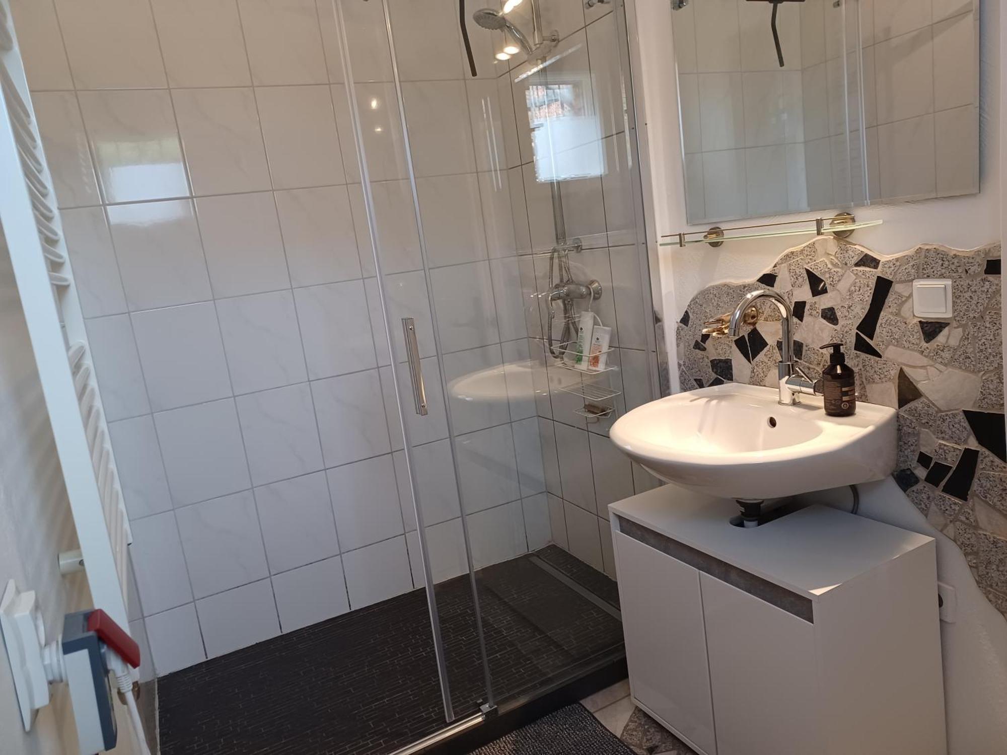 Ehemalige Bibliothek Apartment Fuer 2 Mit Kueche Kamin Netflix Parken Und Hofladen Steinhofel Esterno foto